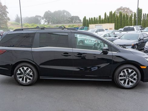 New 2026 Honda Odyssey EX-L image 5