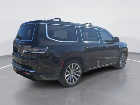 Used 2022 Jeep Grand Wagoneer Series II w/ Convenience Group III image 3