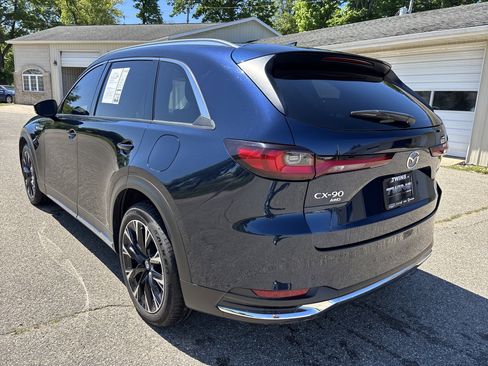 Used 2024 MAZDA CX-90 Plug-In Hybrid w/ Premium Pkg AWD/4WD image 9