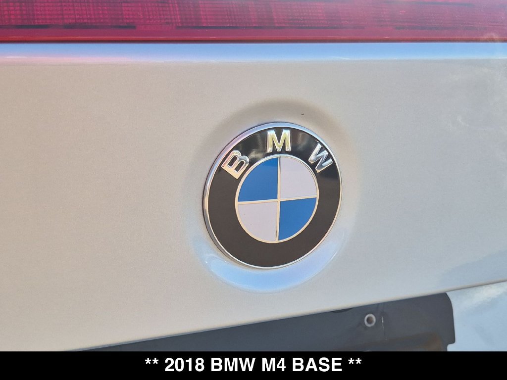 Used 2018 BMW M4 Convertible RWD image 19