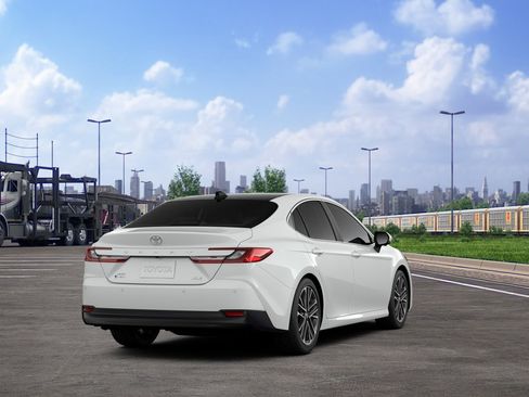 New 2026 Toyota Camry XLE AWD/4WD image 9