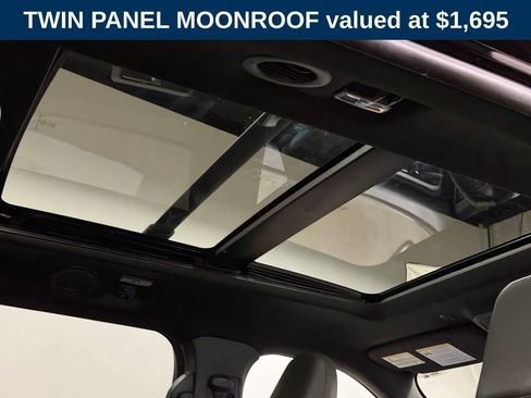 Used 2022 Ford Explorer Timberline image 2