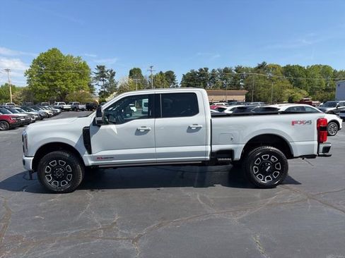 New 2026 Ford F250 Platinum AWD/4WD image 4
