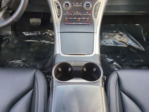 Used 2017 Lincoln MKX Premiere image 19