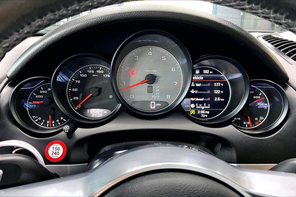 Used 2016 Porsche Cayenne S AWD/4WD image 13