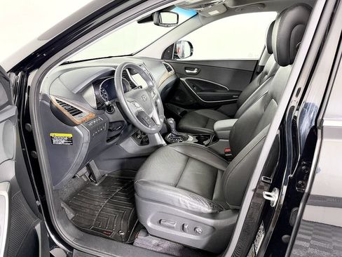 Used 2017 Hyundai Santa Fe Limited AWD/4WD image 32