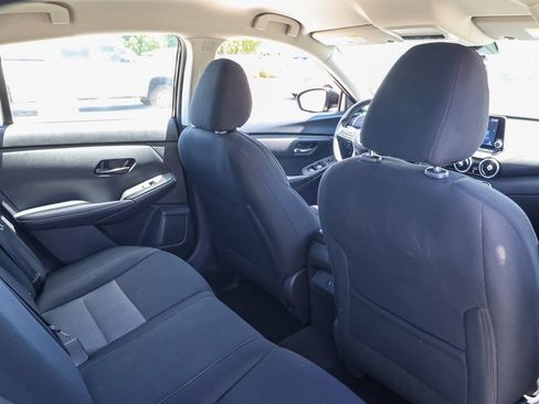 Used 2024 Nissan Sentra SV FWD image 16