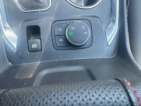 Used 2023 Chevrolet Traverse RS w/ LPO, Floor Liner Package AWD/4WD image 11