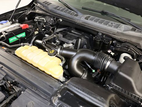 Used 2017 Ford F150 XLT w/ XTR Package AWD/4WD image 30