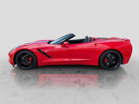 Used 2019 Chevrolet Corvette Stingray Convertible w/ 2LT Preferred Equipment Group RWD image 3