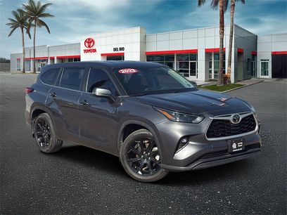 Used 2023 Toyota Highlander L