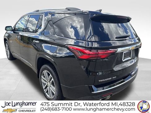 Used 2023 Chevrolet Traverse High Country w/ LPO, Floor Liner Package AWD/4WD image 5
