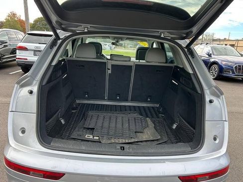 Used 2021 Audi Q5 2.0T Premium w/ Convenience Package image 21