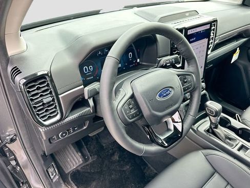 New 2026 Ford Ranger Lariat w/ Black Appearance Package AWD/4WD image 6