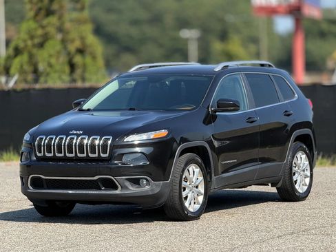 Used 2015 Jeep Cherokee Limited AWD/4WD image 6