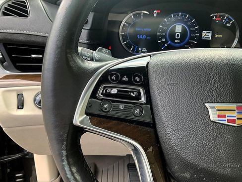 Certified 2020 Cadillac Escalade Luxury image 11