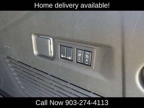 Used 2024 GMC Yukon XL Denali w/ Max Trailering Package image 32