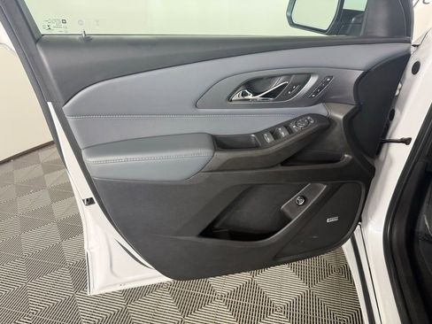 Used 2021 Chevrolet Traverse Premier w/ LPO, Floor Liner Package AWD/4WD image 13