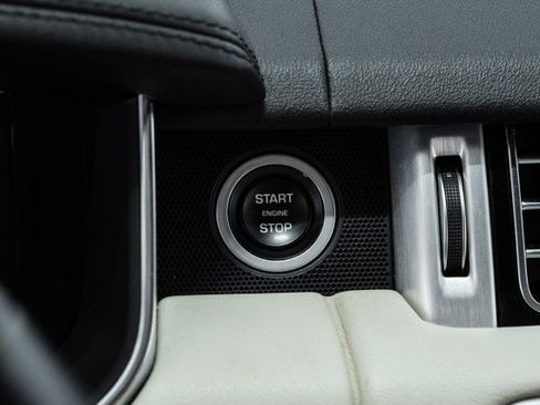 Used 2020 Land Rover Range Rover AWD/4WD image 20