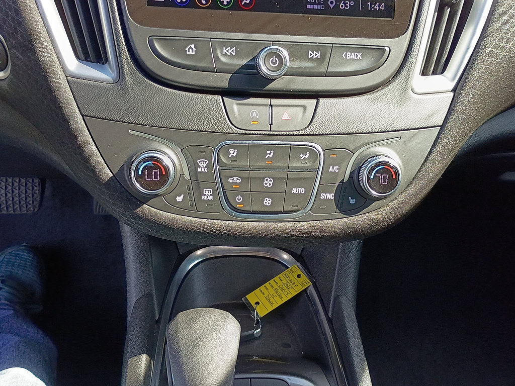 Used 2025 Chevrolet Malibu LT FWD image 21