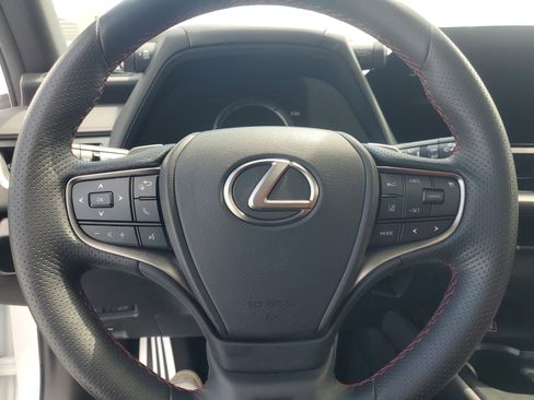 Used 2023 Lexus UX 250h F Sport FWD image 21
