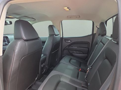 Used 2022 GMC Canyon AT4 w/ Trailering Package AWD/4WD image 10