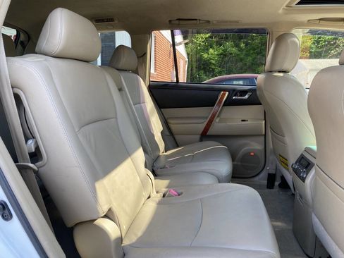 Used 2008 Toyota Highlander Limited AWD/4WD image 22
