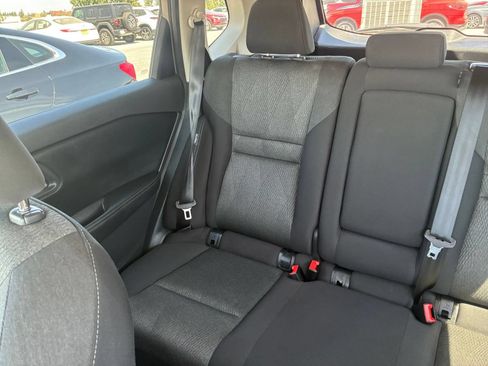 Used 2025 Nissan Rogue SV FWD image 40