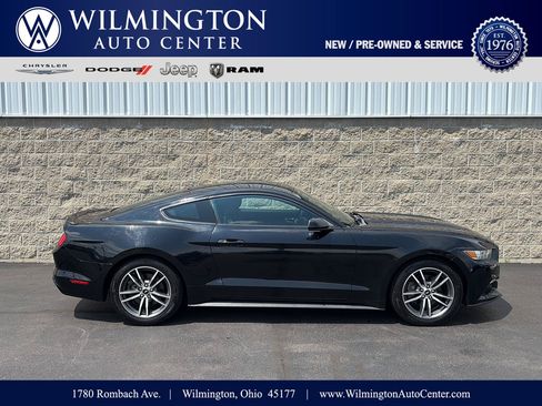 Used 2017 Ford Mustang Coupe RWD image 1