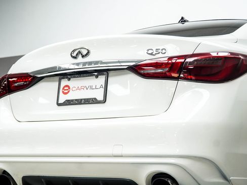 Used 2018 INFINITI Q50 Luxe w/ Essential Package (3.0T Luxe) RWD image 14