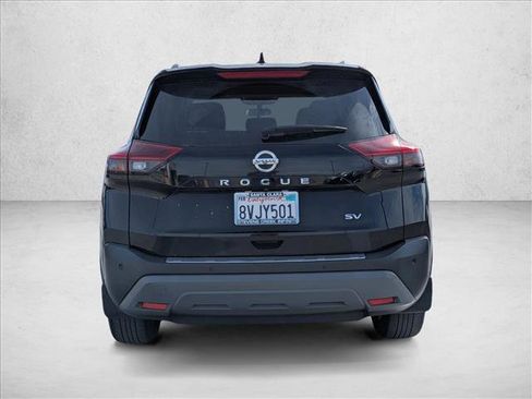 Used 2021 Nissan Rogue SV w/ Premium Package image 6