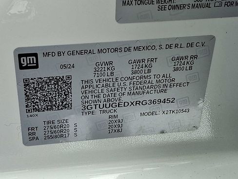 Used 2024 GMC Sierra 1500 Denali w/ Technology Package AWD/4WD image 27
