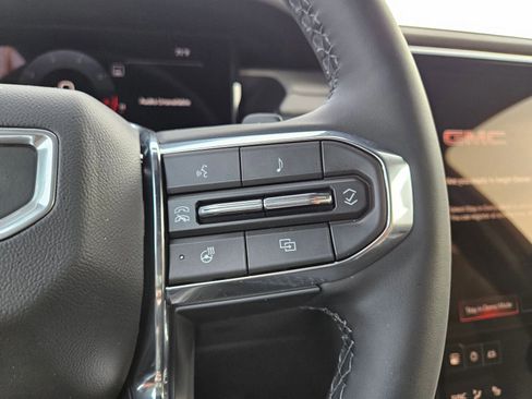 New 2026 GMC Acadia Elevation image 12