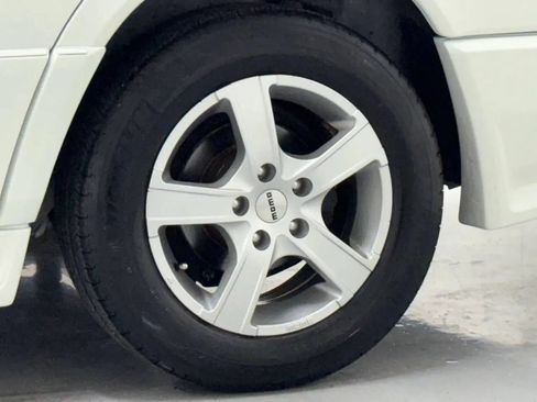 Used 1990 Mercedes-Benz 300 E 3.0 image 40