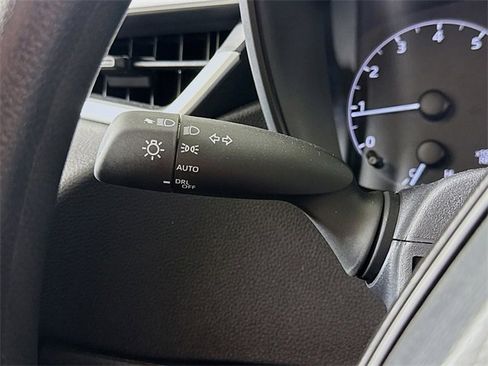 Certified 2025 Toyota Corolla LE image 17