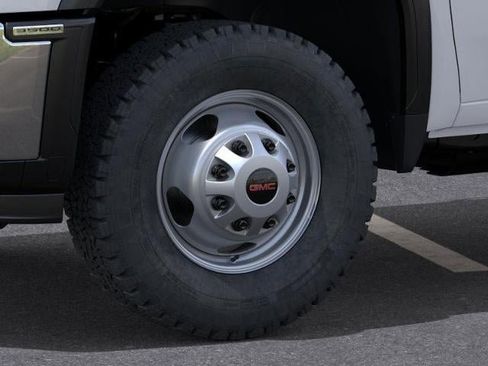 New 2025 GMC Sierra 3500 Pro w/ Convenience Package image 36
