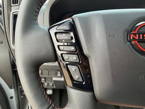 New 2026 Nissan Frontier PRO-4X w/ Pro-4x Convenience Package image 14