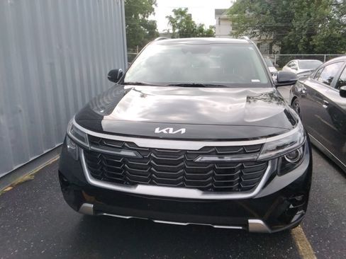 Used 2024 Kia Seltos S AWD/4WD image 8