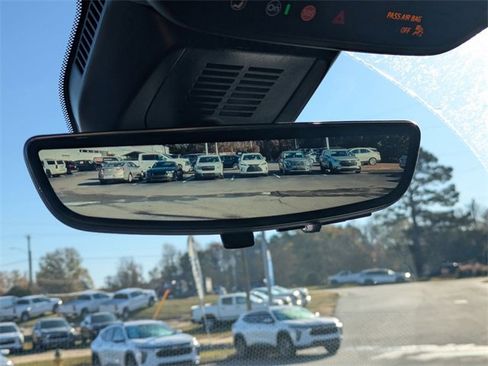 New 2026 Chevrolet Equinox LT image 25