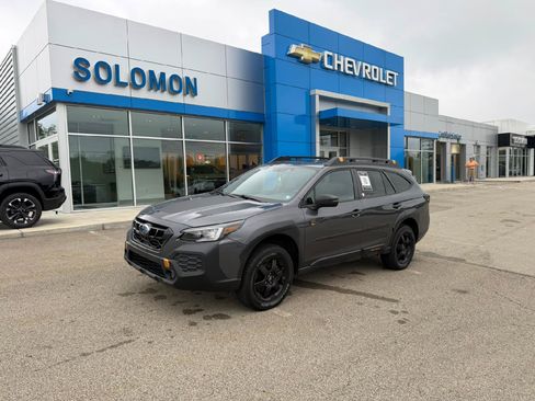 Used 2024 Subaru Outback Wilderness AWD/4WD image 2