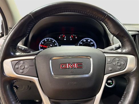 Used 2018 GMC Terrain SLE w/ Driver Convenience Package image 13
