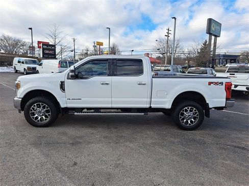 Used 2019 Ford F250 XLT w/ XLT Premium Package image 28