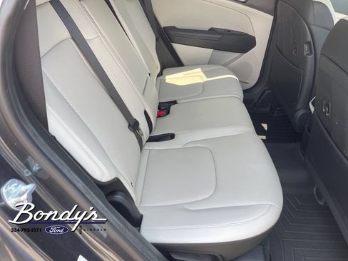 Used 2024 Kia Sportage EX FWD image 16