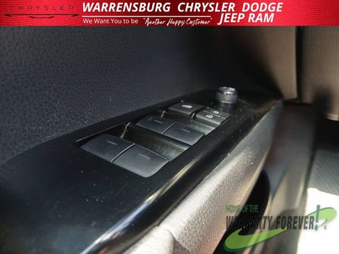 Used 2025 Toyota Camry SE FWD image 31