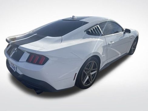 Used 2024 Ford Mustang GT Premium image 6