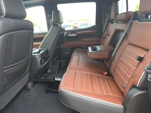 Used 2025 GMC Sierra 1500 Denali Ultimate AWD/4WD image 50