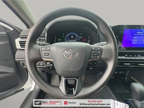 New 2026 Toyota Camry LE image 17