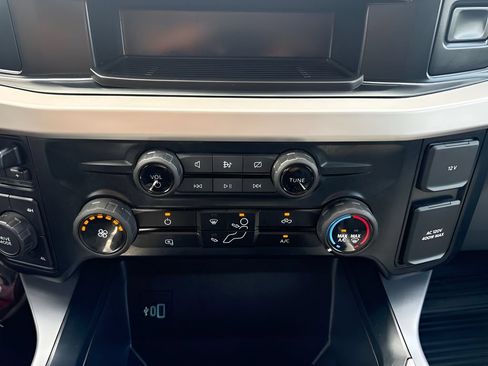 Used 2024 Ford F250 XLT w/ FX4 Off-Road Package AWD/4WD image 10