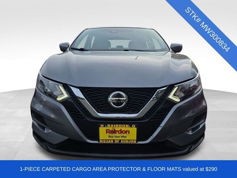 Used 2021 Nissan Rogue Sport S image 2