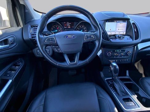Used 2019 Ford Escape Titanium FWD image 6